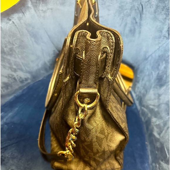 MICHAEL KORS VINTAGE HAMILTON PURSE - Picture 5 of 10